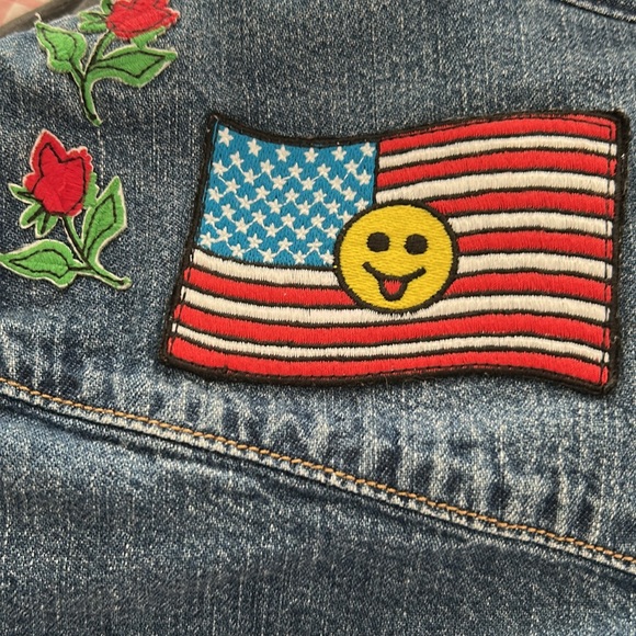 Levi's Dark Blue Denim Shirt with Colorful Patches - Picture 6 of 12